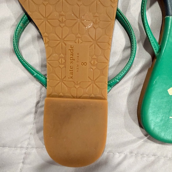 Kate Spade Green Leaf Print Sandals - Picture 2 of 2